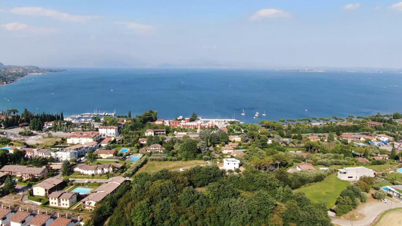 Italia Living Villa Padenghe sul Garda Luaran gambar