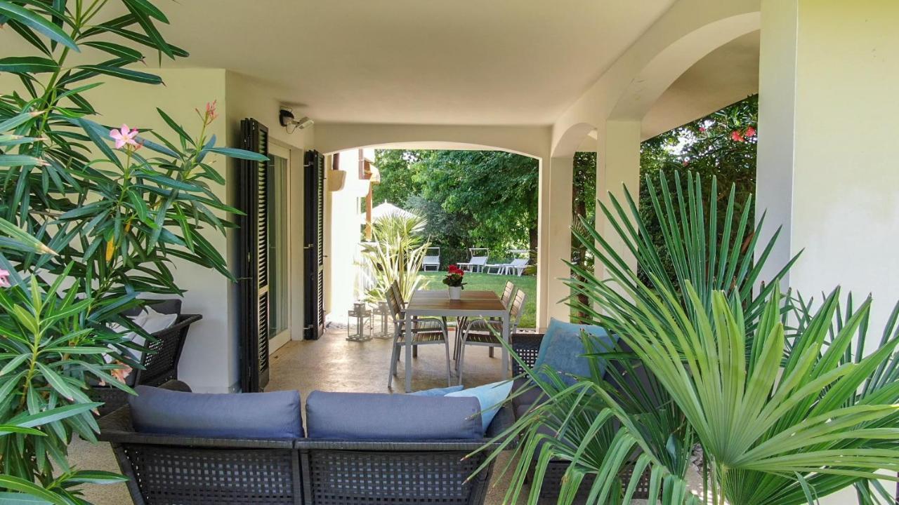 Italia Living Villa Padenghe sul Garda Luaran gambar