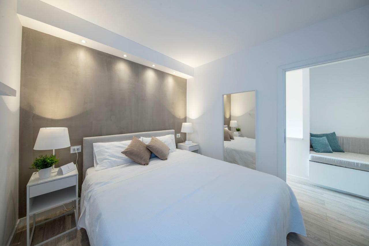 Italia Living Villa Padenghe sul Garda Luaran gambar