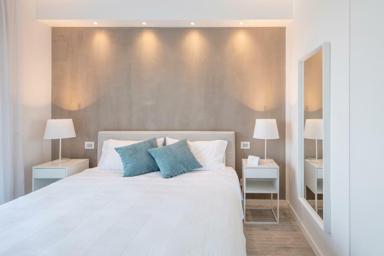 Italia Living Villa Padenghe sul Garda Luaran gambar